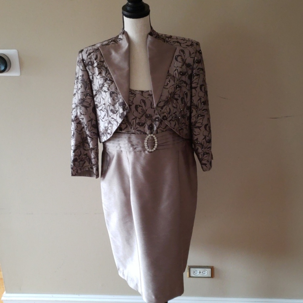 Size 16 R&MRichards 2 piece Dress Set